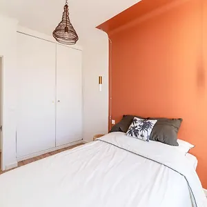 https://charming-and-design-apt-in-the-centre-of-marseille.fr-provencehotel.com